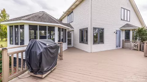 2011 Mccormick, Saline, MI 48176 photo 9