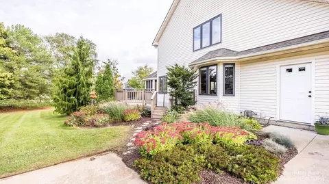 2011 Mccormick, Saline, MI 48176 photo 4