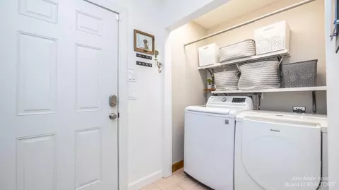 2011 Mccormick, Saline, MI 48176 photo 32