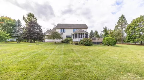 2011 Mccormick, Saline, MI 48176 photo 5
