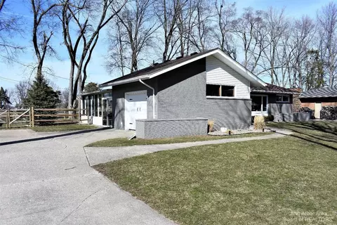 1262 Valetta Dr, Temperance, MI 48182 photo 40