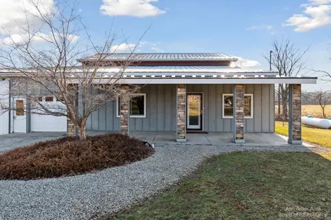 8301 Walworth Rd, Jerome, MI 49249 photo 1