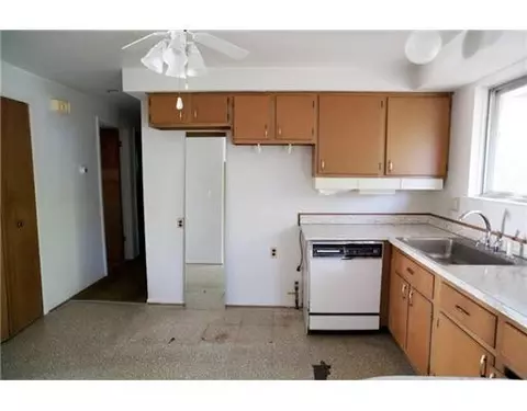 39509 Cather, Canton, MI 48187 photo 4