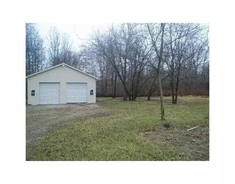 21700 Bohn, Belleville, MI 48111 photo 4