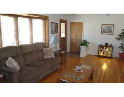 2001 Brampton Ct, Ann Arbor, MI 48103 photo 6