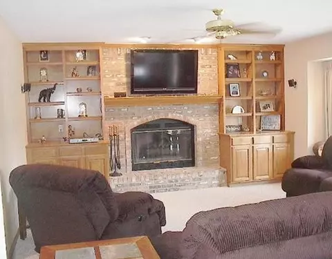 6354 Centennial, Temperance, MI 48182 photo 4