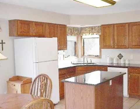 6354 Centennial, Temperance, MI 48182 photo 2