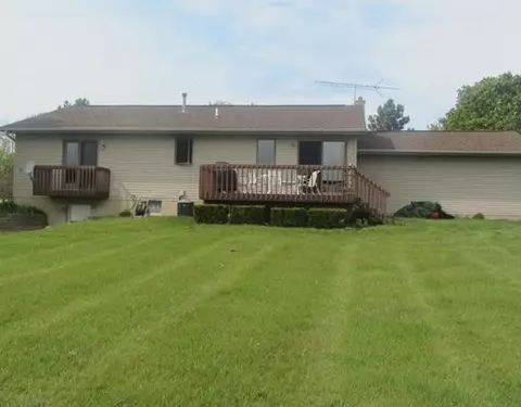 1623 W Bemis, Saline, MI 48176 photo 3