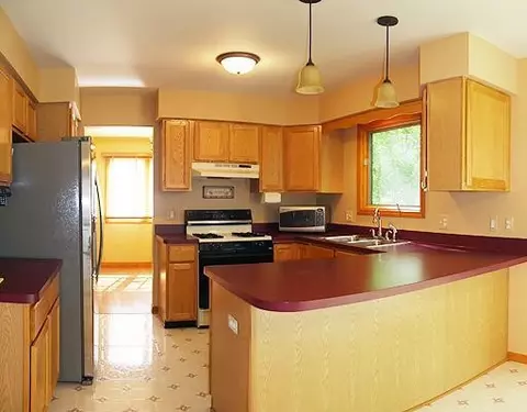 1455 Colony Dr, Saline, MI 48176 photo 5