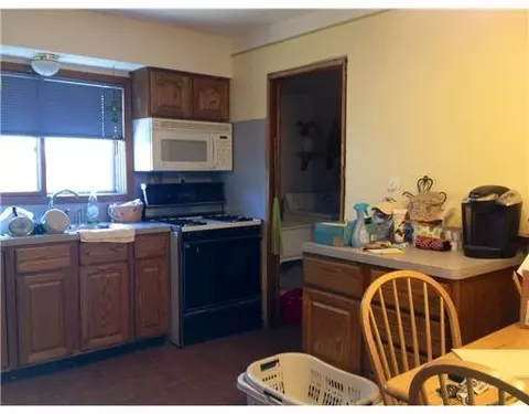 37444 Heroux, Romulus, MI 48174 photo 3