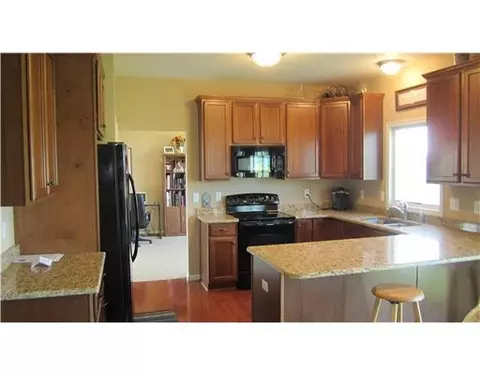 2131 Crescendo, Saline, MI 48176 photo 3