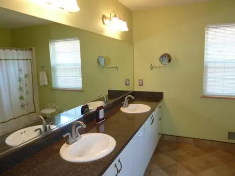 4855 Holly Way, Ann Arbor, MI 48103 photo 16