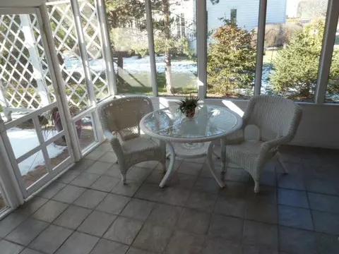 4855 Holly Way, Ann Arbor, MI 48103 photo 12