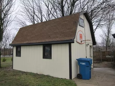 1010 Gady, Adrian, MI 49221 photo 16