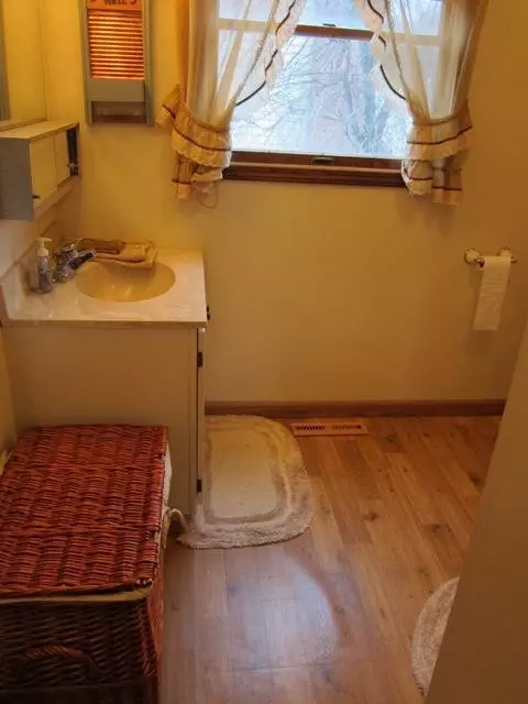 1010 Gady, Adrian, MI 49221 photo 7