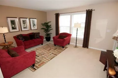 8746 Boxelder Ln, Dexter, MI 48130 photo 2