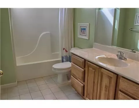 593 E Castlebury, Saline, MI 48176 photo 21
