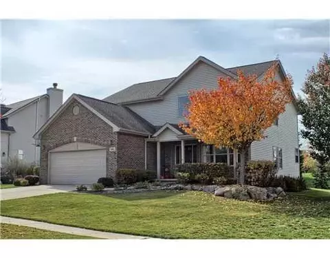 593 E Castlebury, Saline, MI 48176 photo 1
