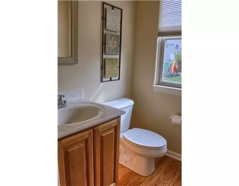 593 E Castlebury, Saline, MI 48176 photo 15
