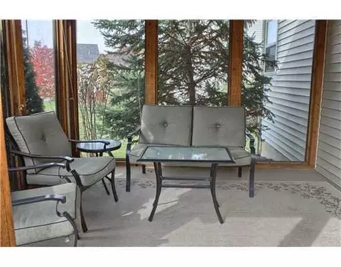 593 E Castlebury, Saline, MI 48176 photo 24