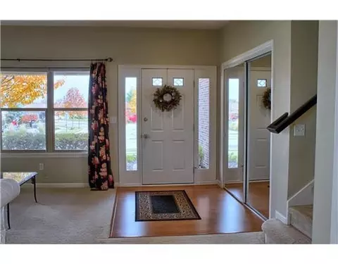 593 E Castlebury, Saline, MI 48176 photo 3