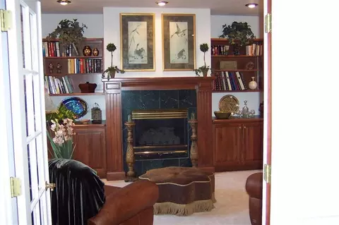 2000 Pebbleview Dr, Ann Arbor, MI 48108 photo 9