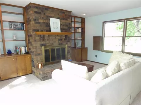 4059 Latchstring Ct, Saline, MI 48176 photo 9