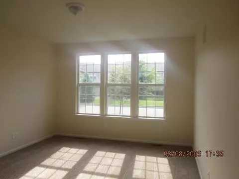 2136 Paddock Ln, Canton, MI 48188 photo 8