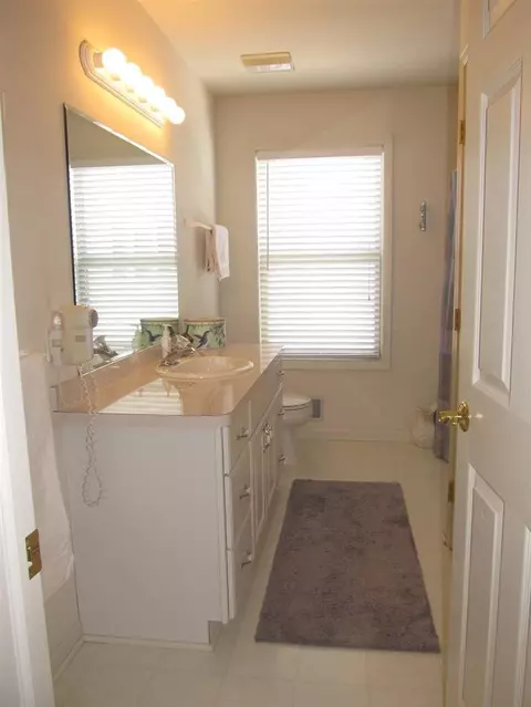 367 E Castlebury Cir, Saline, MI 48176 photo 14