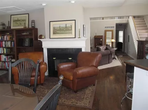 367 E Castlebury Cir, Saline, MI 48176 photo 7