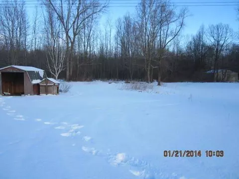 2074 W Carleton Rd, Carleton, MI 48117 photo 3