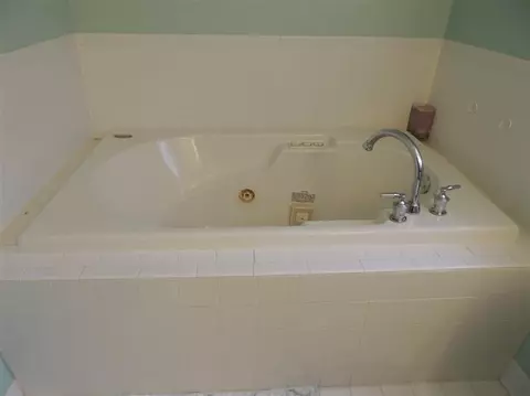 1663 Reserve Ct, Ann Arbor, MI 48103 photo 14