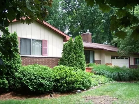 868 W Willis, Saline, MI 48176 photo 1