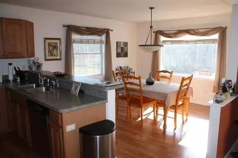 1416 Willow, Jackson, MI 49201 photo 3