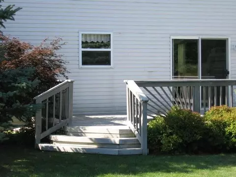 311 Cambridge Dr, Dexter, MI 48130 photo 22