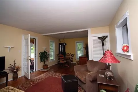 7565 Huron River Dr, Dexter, MI 48130 photo 2