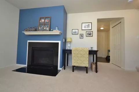 8412 Walnut Hl, Dexter, MI 48130 photo 8