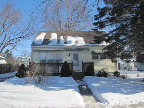 450 Everett, Milan, MI 48160 photo 2