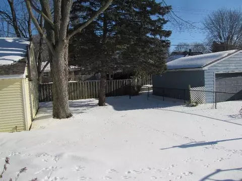 450 Everett, Milan, MI 48160 photo 4