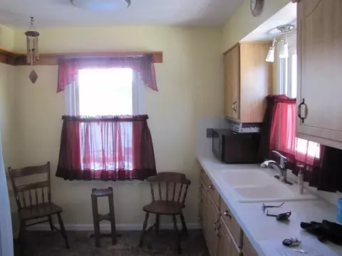450 Everett, Milan, MI 48160 photo 5