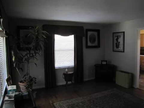 450 Everett, Milan, MI 48160 photo 10