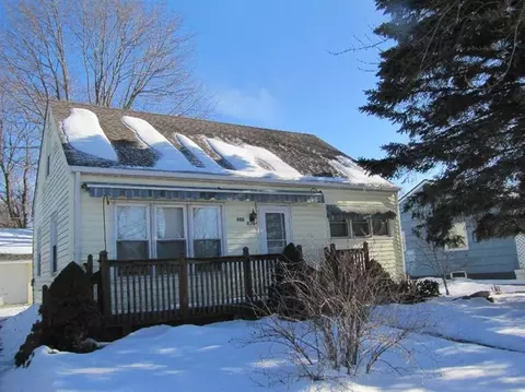 450 Everett, Milan, MI 48160 photo 1