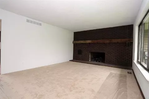 10760 Bunton Rd, Willis, MI 48191 photo 17