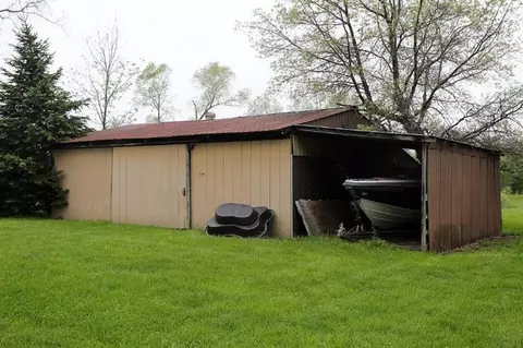 10760 Bunton Rd, Willis, MI 48191 photo 5