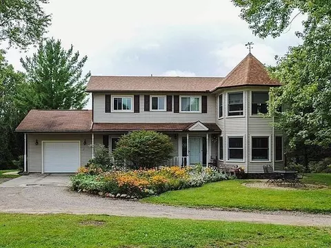 4306 Potts Dr, Dexter, MI 48130 photo 1
