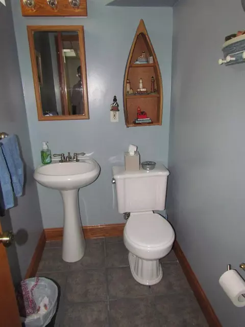 43518 Champlain Ct, Canton, MI 48188 photo 35