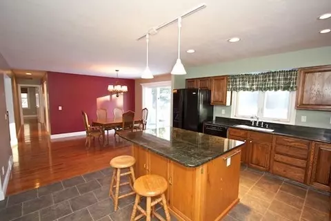2215 Crouch, Jackson, MI 49201 photo 6