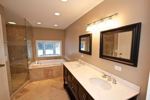 2215 Crouch, Jackson, MI 49201 photo 4