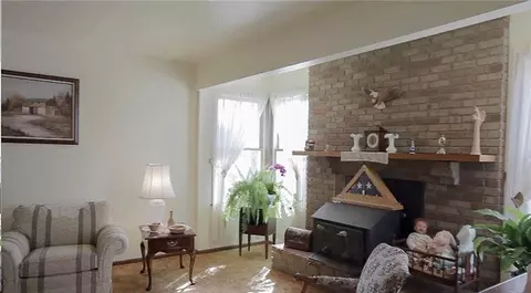 21231 Kaiser, Gregory, MI 48137 photo 9