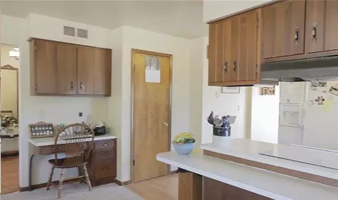 21231 Kaiser, Gregory, MI 48137 photo 6